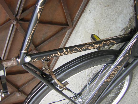 <CENTER>DUZ BIKE